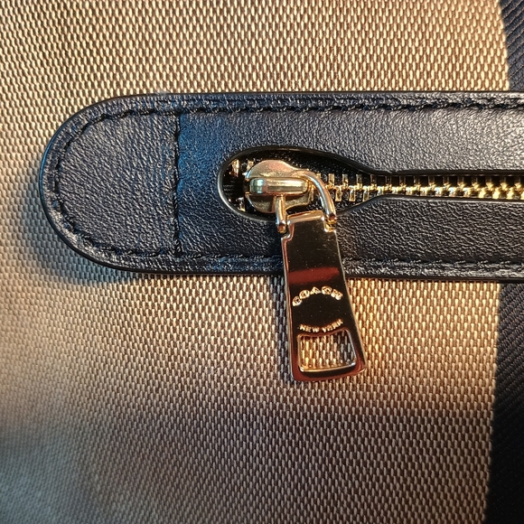 Coach Small Skylar Hobo With Varsity Stripe - Picture 6 of 6